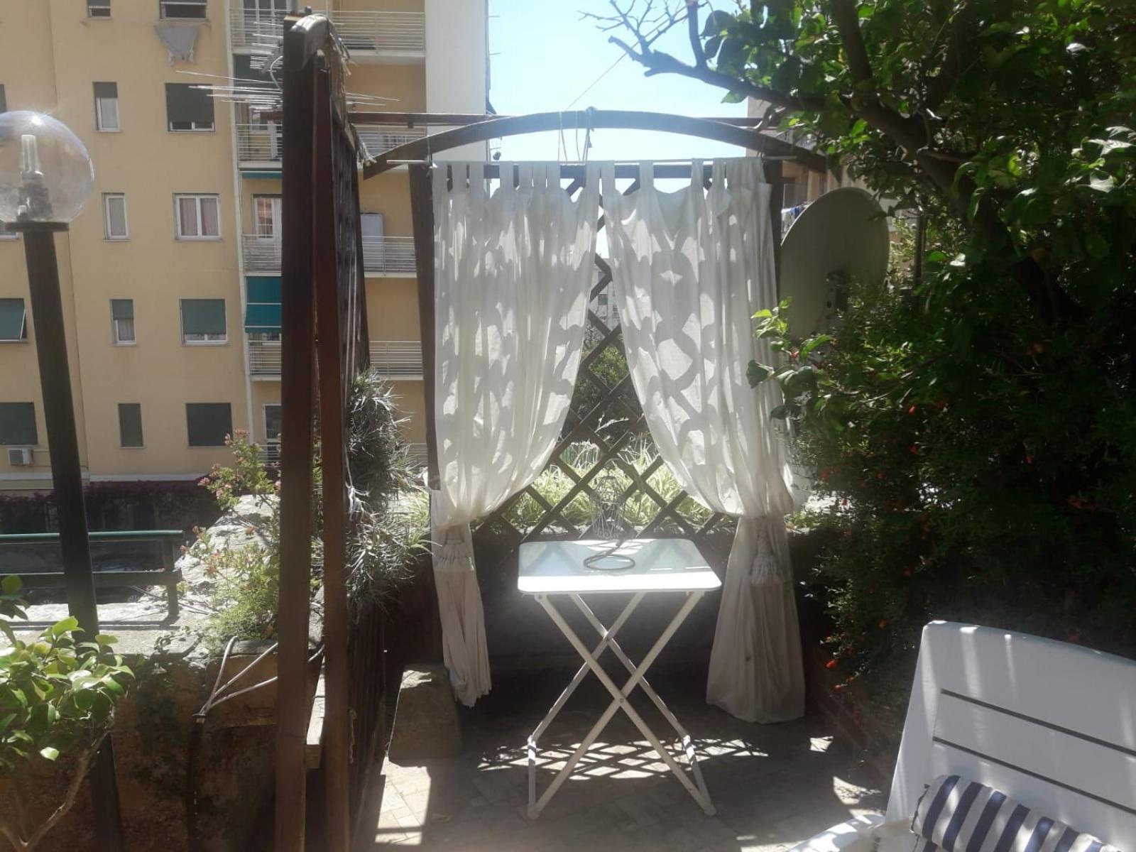 Appartamento Incantevole Con Giardino Genova Esterno foto